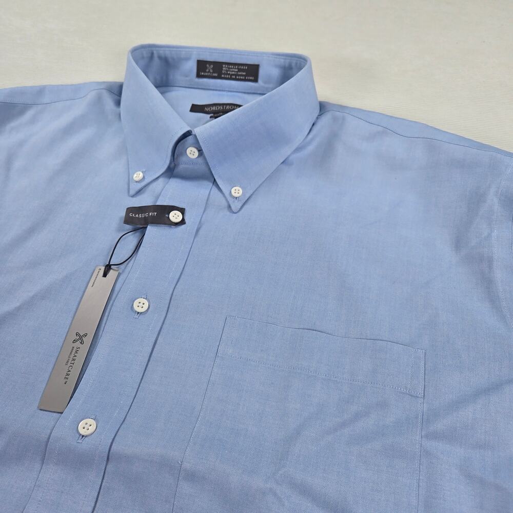NWT Nordstrom Classic Fit Light Blue Wrinkle Free‎ Button Up Shirt Size 18/35